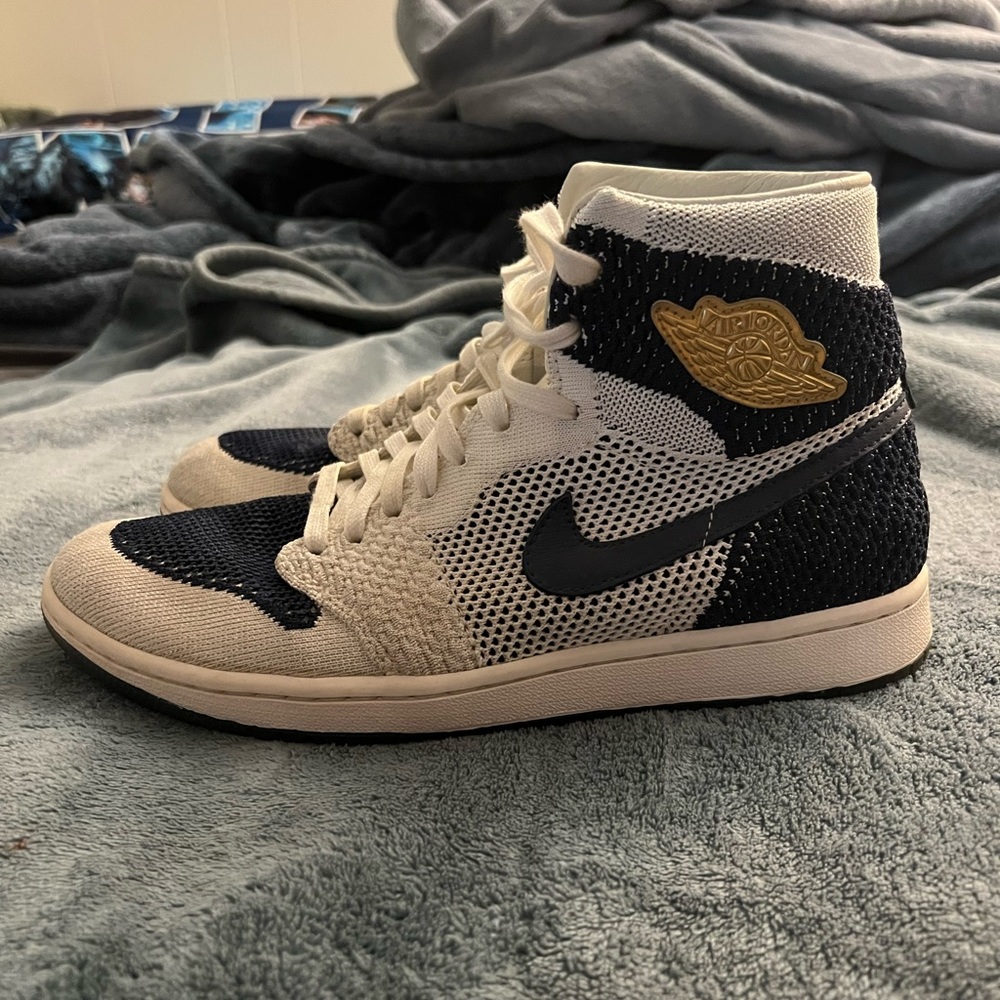Jordan 1 Retro High OG Flynit Re2pect